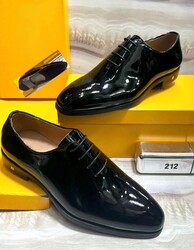 #4. Bespoke black wetlooks shoe (sizes available: 40, 41, 42, 43, 44, 45 & 46)